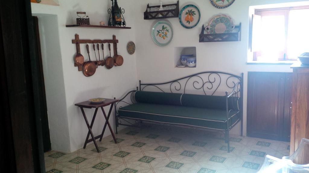 La Villa Rossa Salina  Δωμάτιο φωτογραφία
